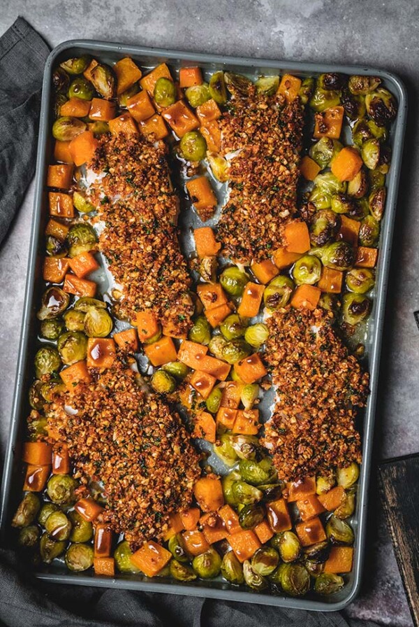 sheet pan almond crusted cod